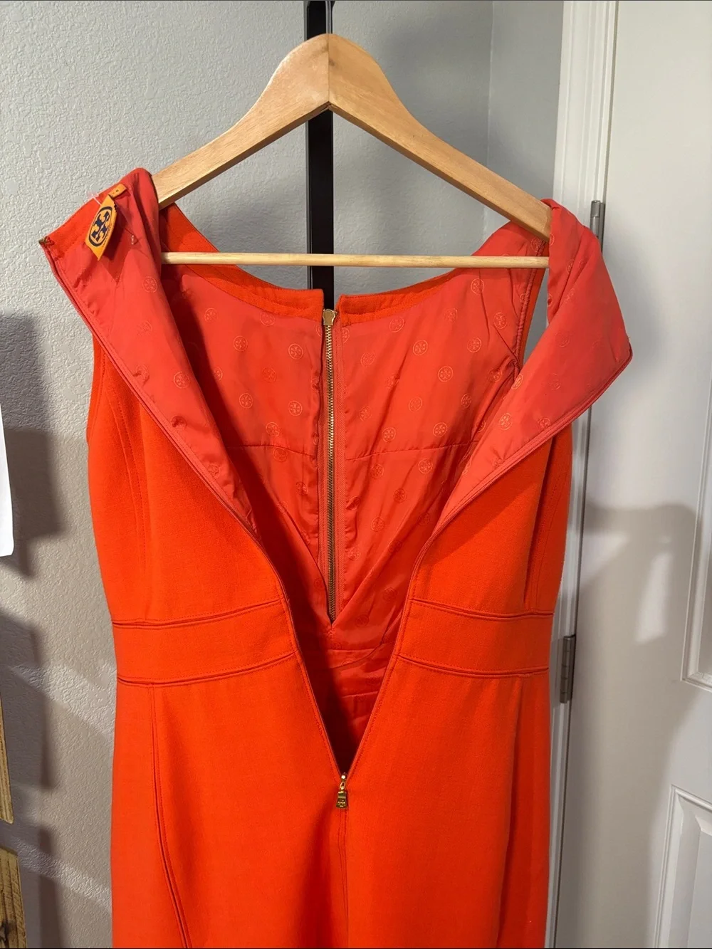 Tory Burch Bright Orange Sleeveless Zip-Front Midi Dress zipper pockets sz 6🍑